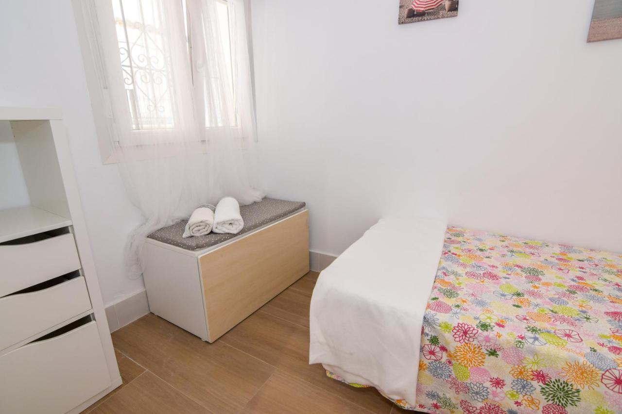 Apartamentos Atlantida Chipiona Luaran gambar