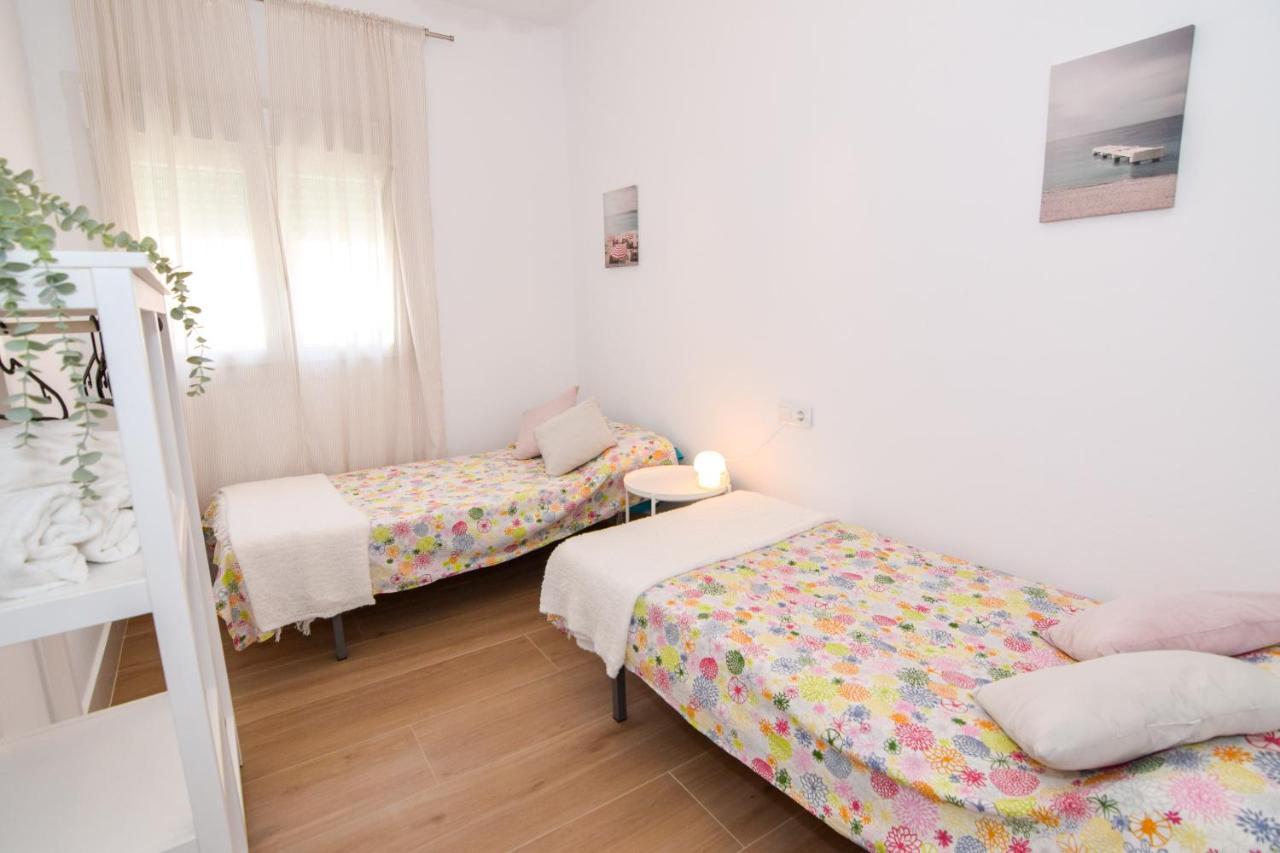 Apartamentos Atlantida Chipiona Luaran gambar